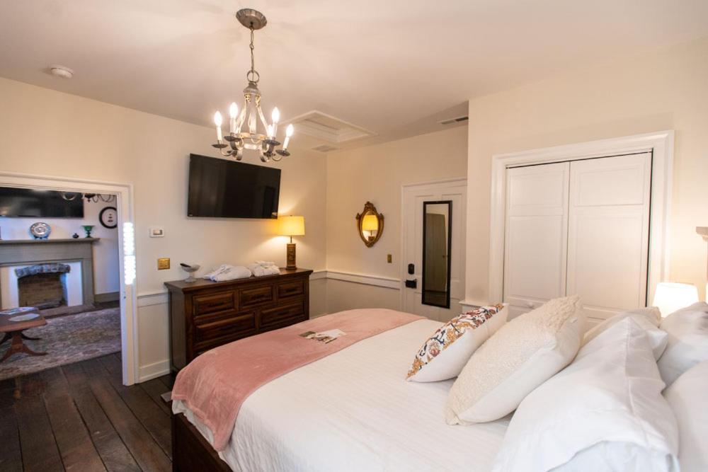 Thomas Rose Inn Lewisburg Εξωτερικό φωτογραφία